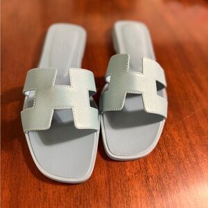 NEW AUTHENTIC Hermès Oran light blue H sandals